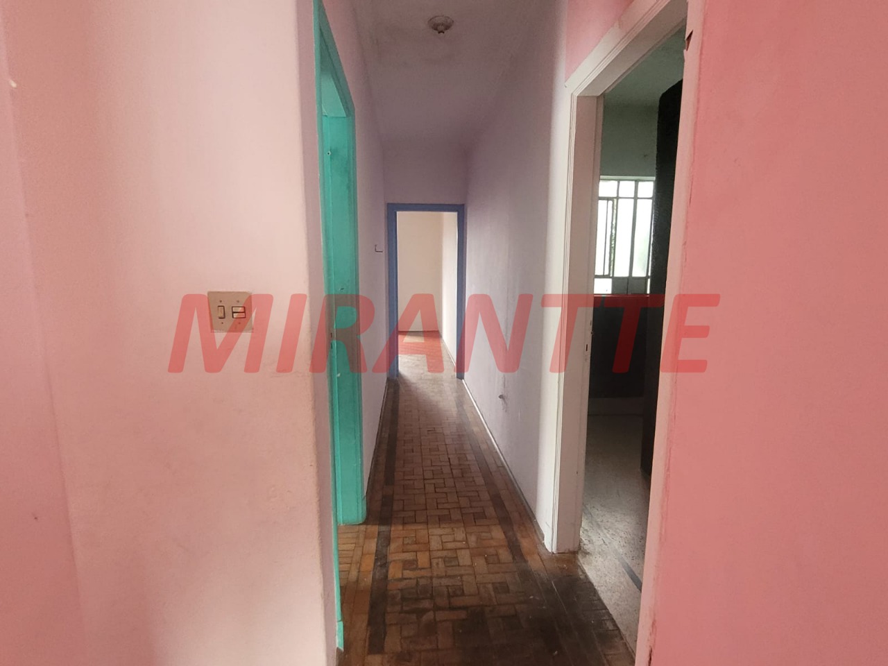 Sobrado de 350m² com 3 quartos em Jardim São Bento