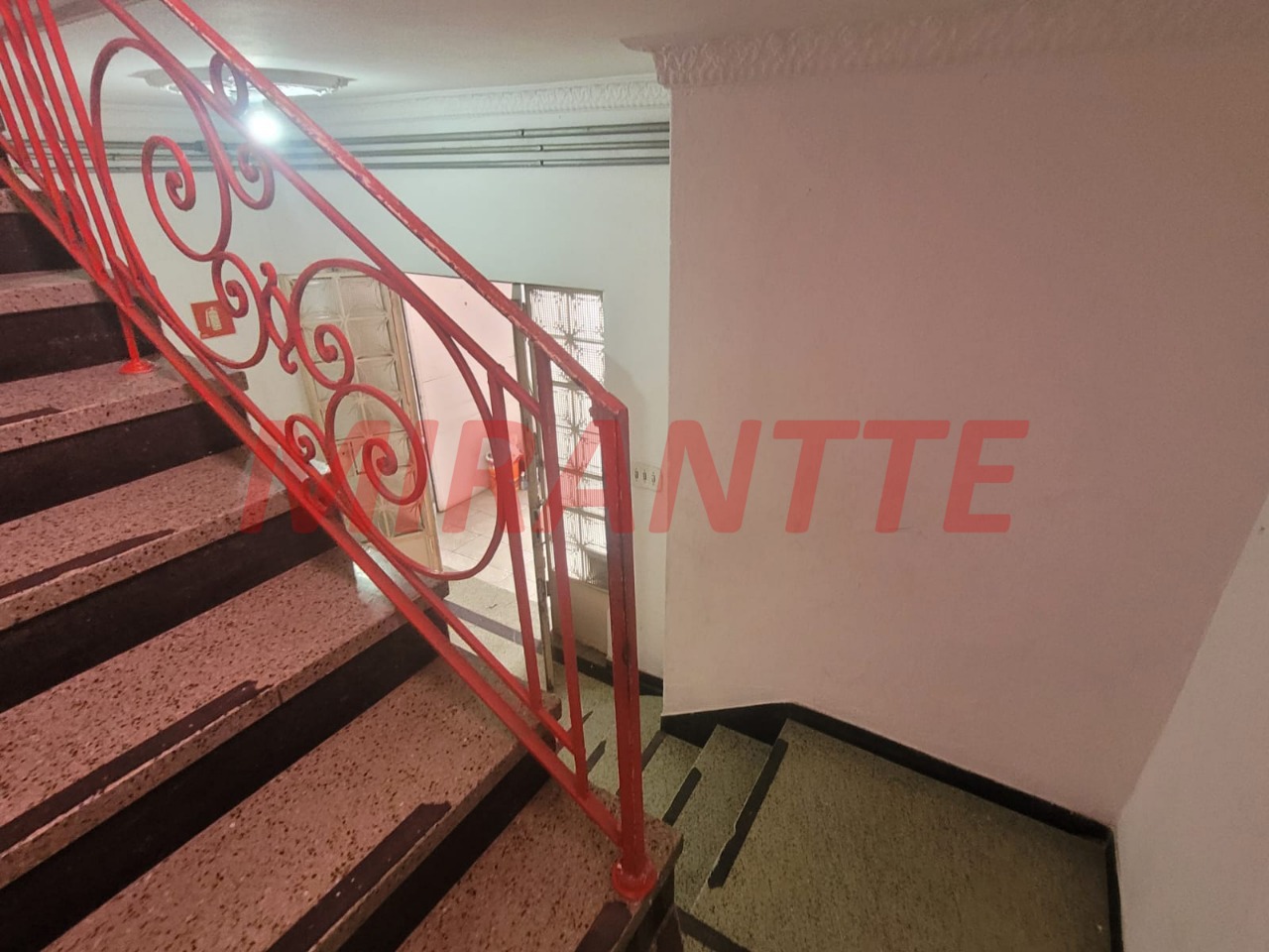 Sobrado de 350m² com 3 quartos em Jardim São Bento