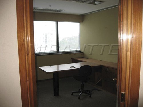 Comercial de 230m² em Santana