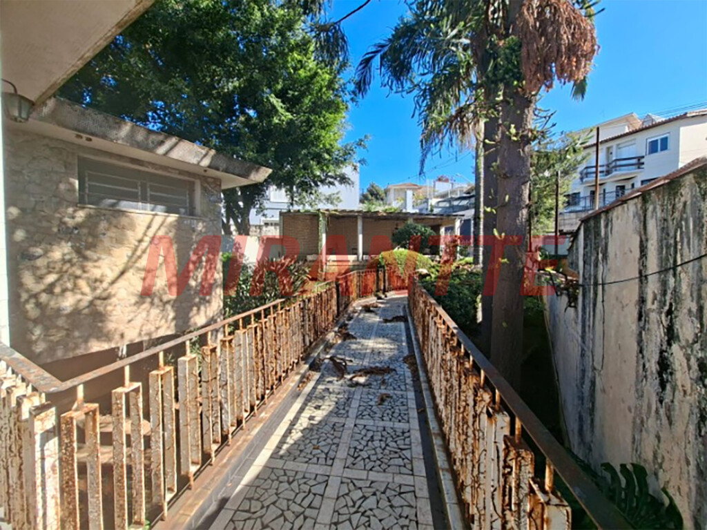 Casa terrea de 254m² com 4 quartos em Jardim São Bento