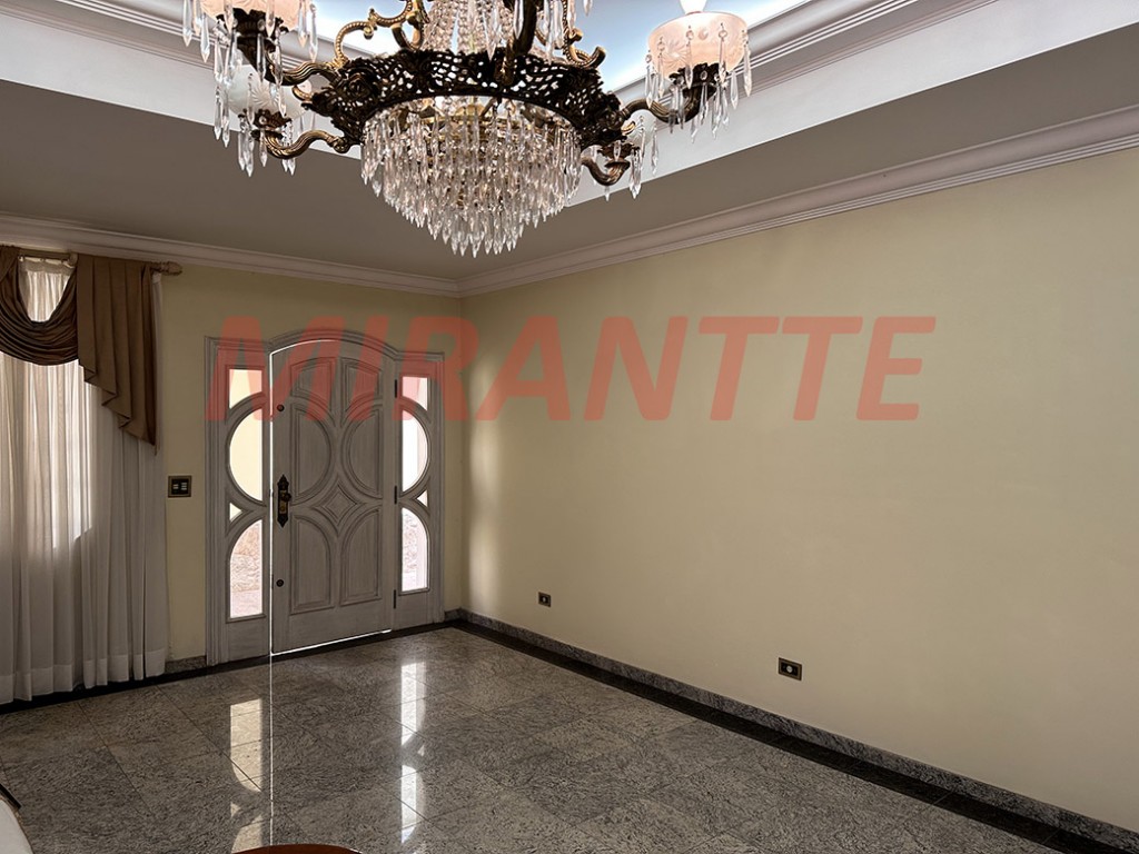 Sobrado de 424m² com 4 quartos em Jardim São Bento