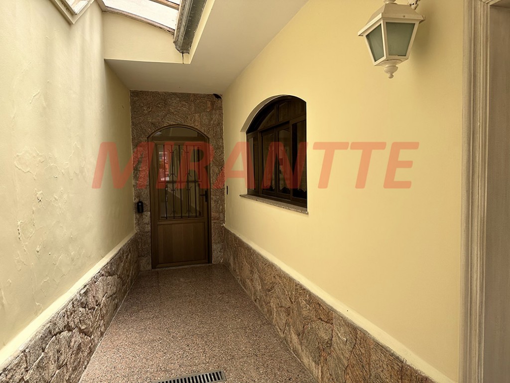 Sobrado de 424m² com 4 quartos em Jardim São Bento