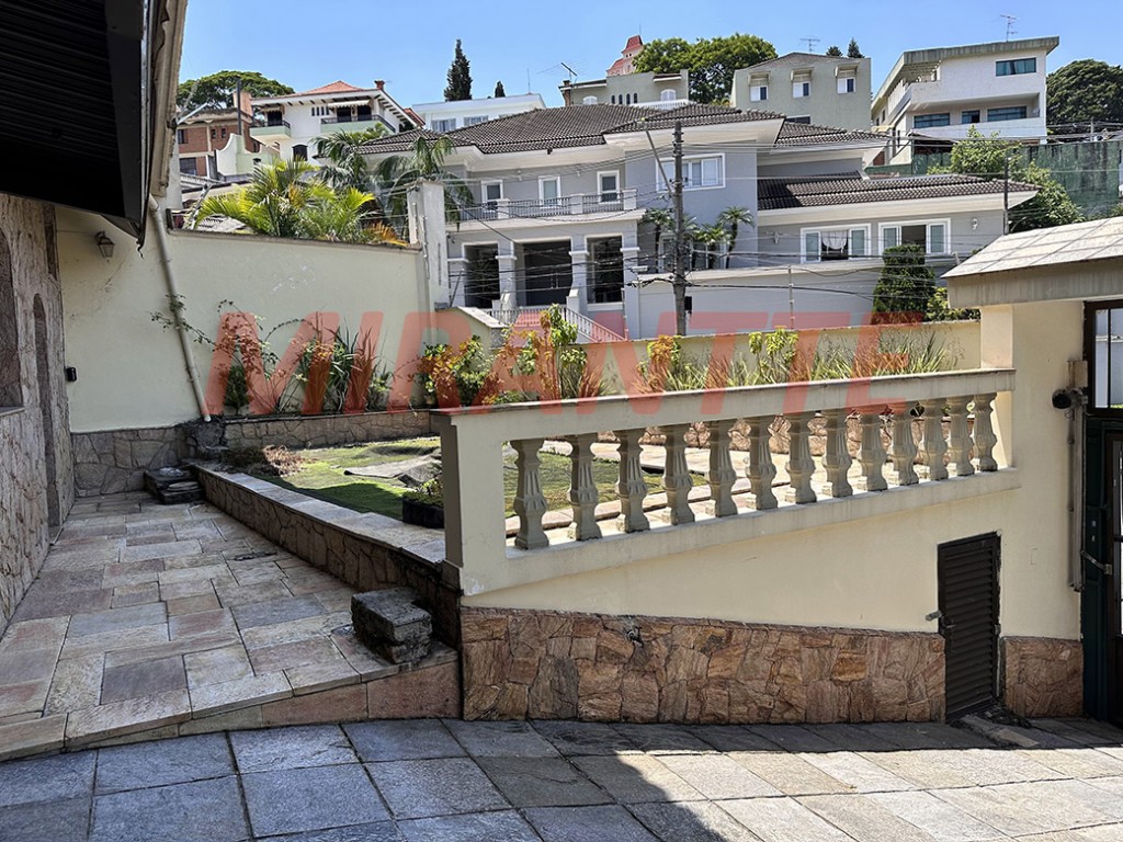 Sobrado de 424m² com 4 quartos em Jardim São Bento