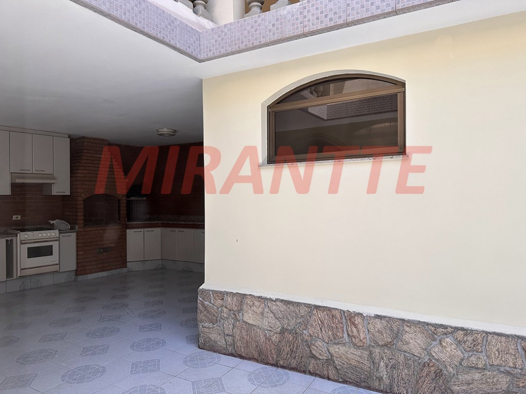 Sobrado de 424m² com 4 quartos em Jardim São Bento