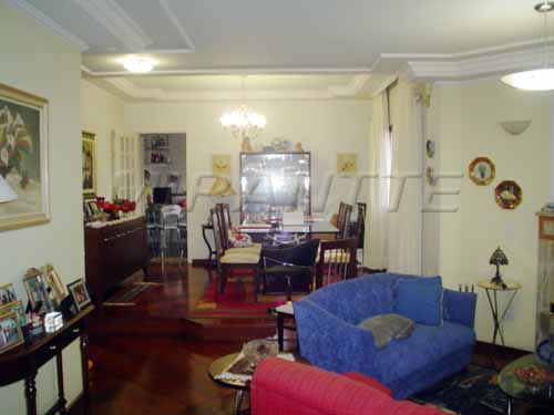 Apartamento de 212m² com 4 quartos em Água Fria