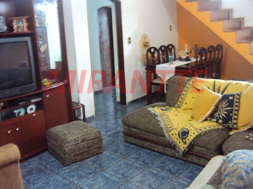 Sobrado de 130m² com 4 quartos em Imirim