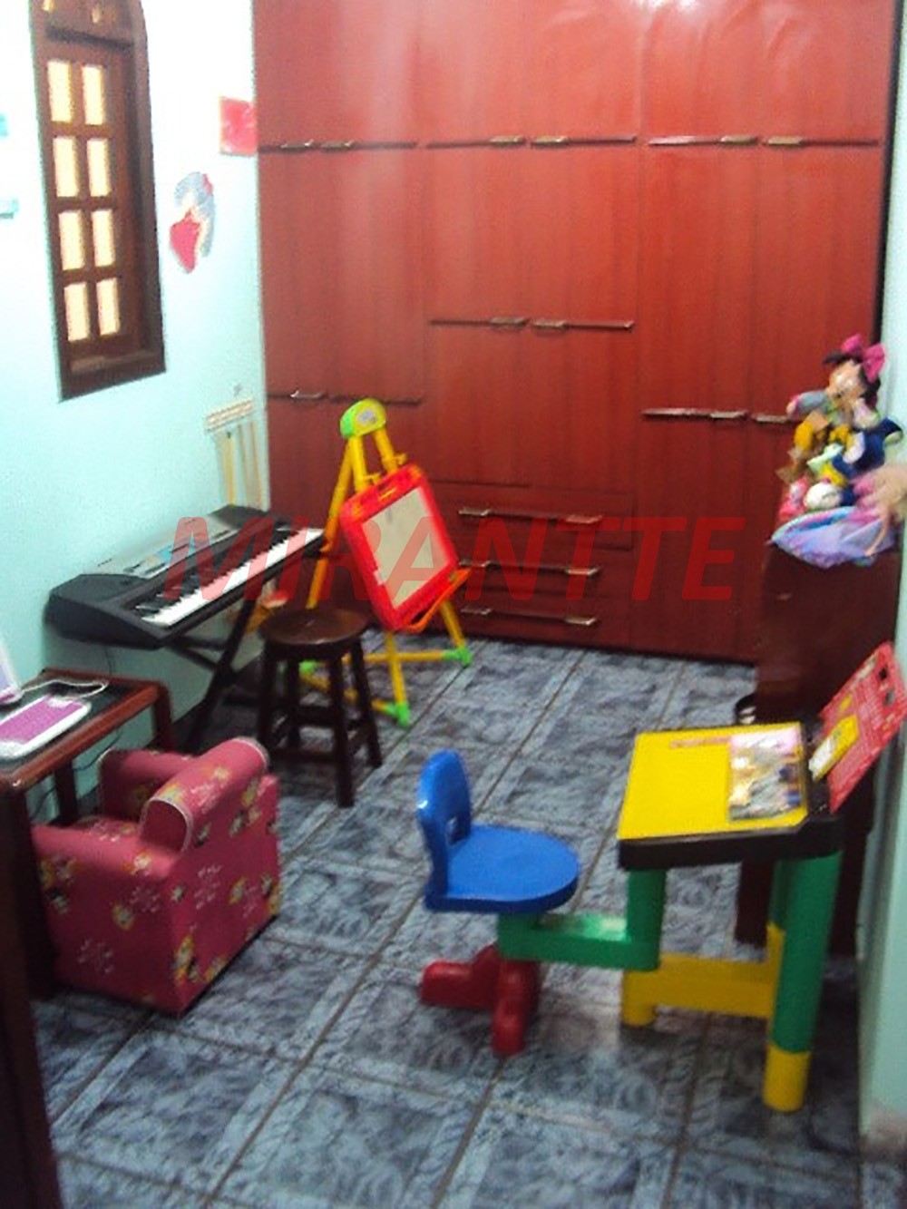 Sobrado de 130m² com 4 quartos em Imirim