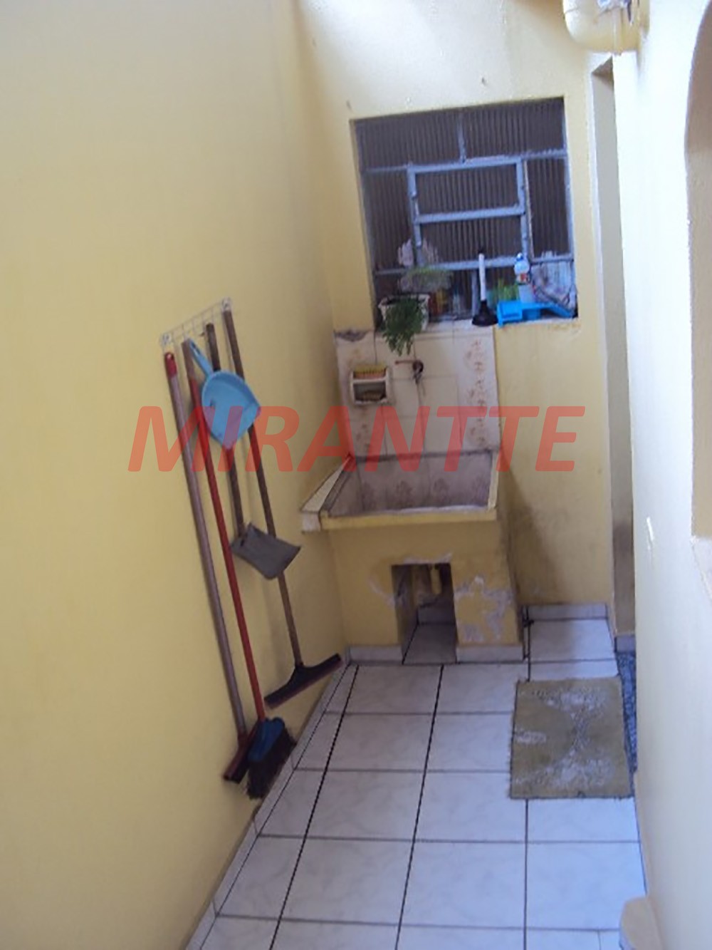Sobrado de 130m² com 4 quartos em Imirim