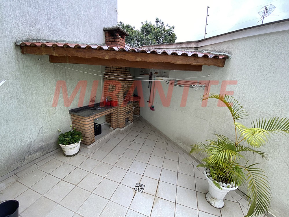 Sobrado de 163m² com 3 quartos em Santana