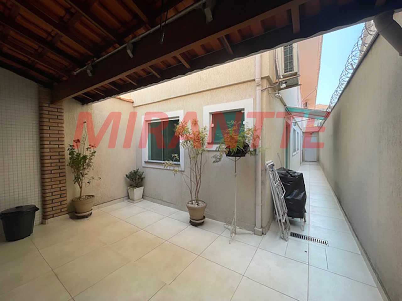 Sobrado de 210m² com 3 quartos em Jardim São Paulo