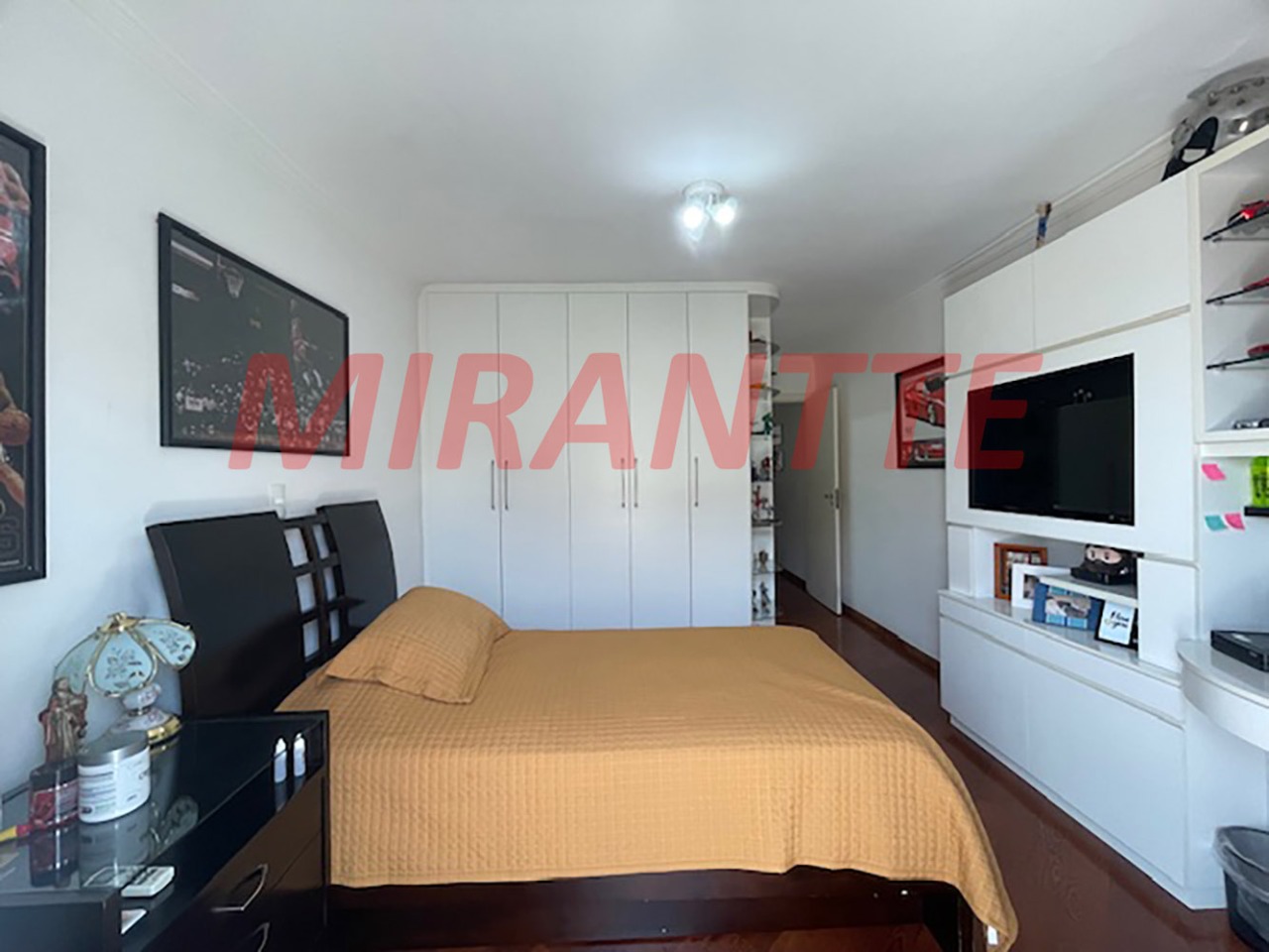 Sobrado de 210m² com 3 quartos em Jardim São Paulo