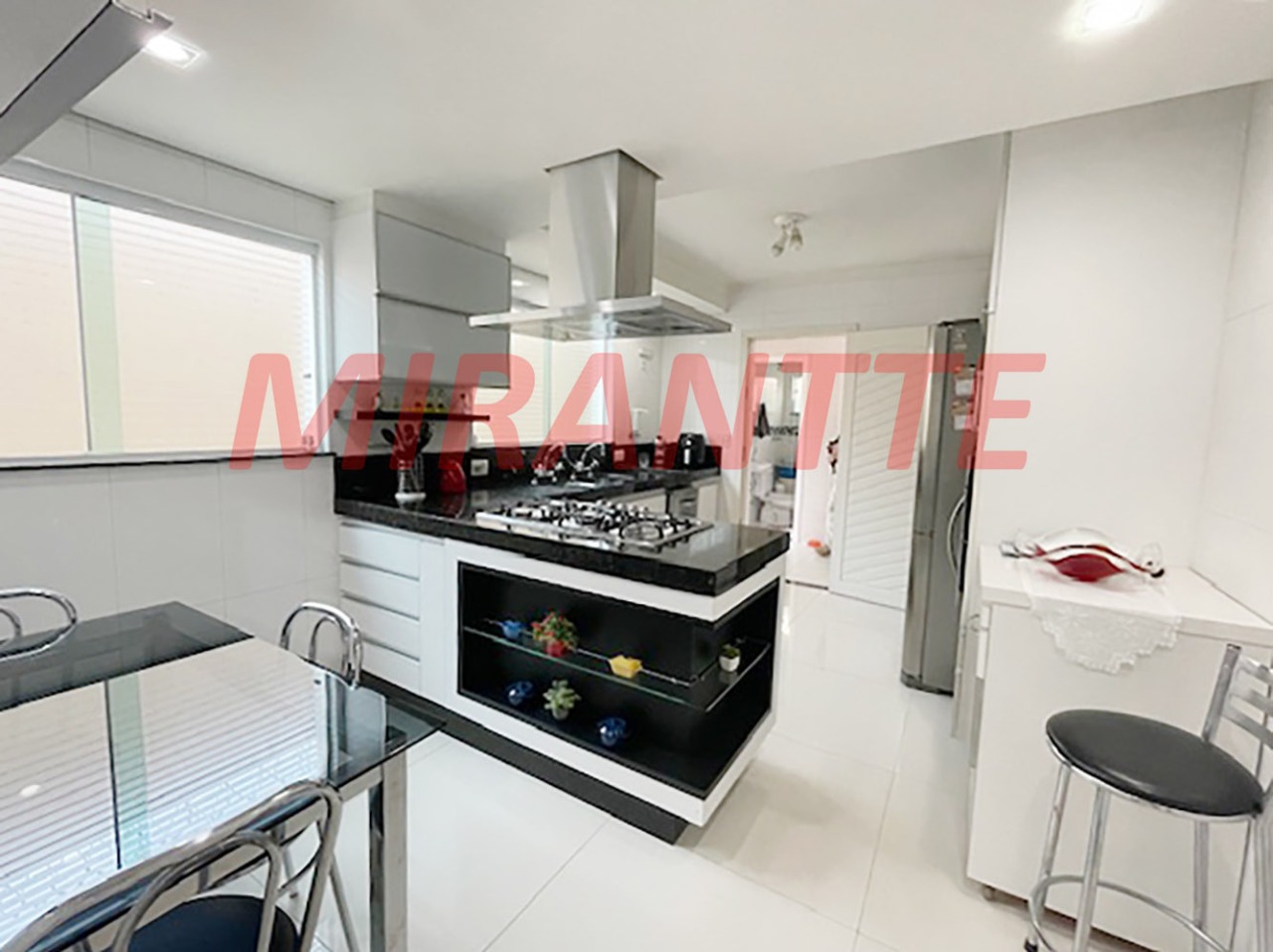 Sobrado de 210m² com 3 quartos em Jardim São Paulo
