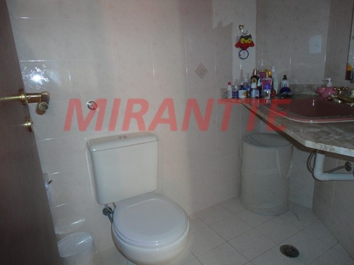 Sobrado de 245m² com 3 quartos em Lauzane Paulista