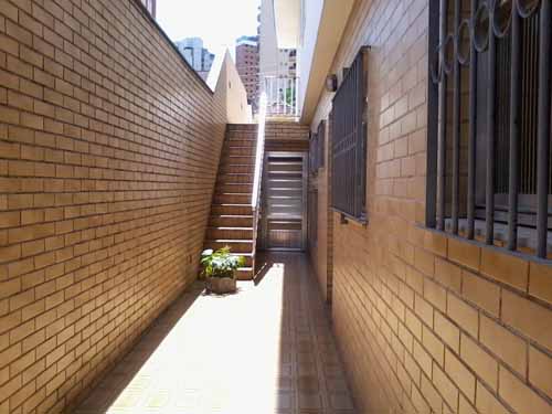 Sobrado de 260m² com 3 quartos em Santana