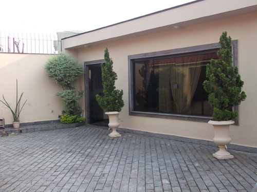 Casa terrea de 243m² com 5 quartos em Parque Novo Mundo