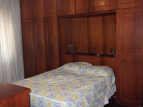 Casa terrea de 243m² com 5 quartos em Parque Novo Mundo