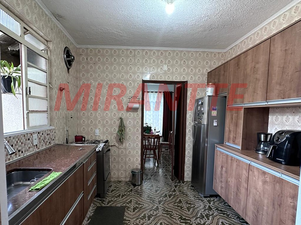 Casa terrea de 200m² com 4 quartos em Água Fria