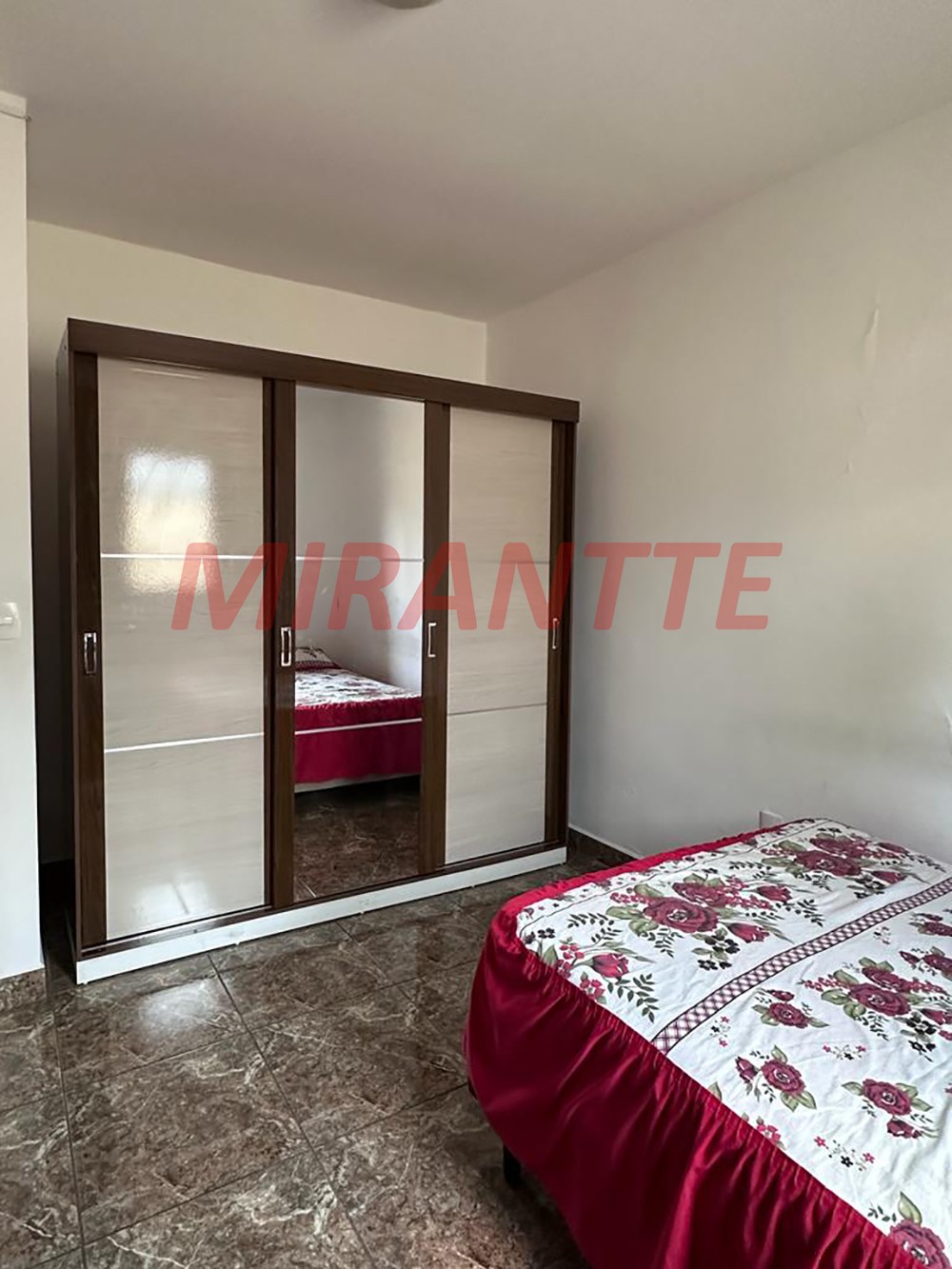 Casa terrea de 200m² com 4 quartos em Água Fria
