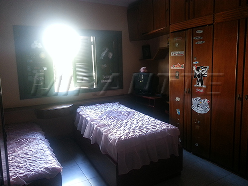 Casa terrea de 600m² com 9 quartos em Jardim Guapíra