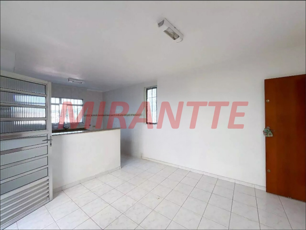 Sobrado de 125m² com 3 quartos em Jardim Virginia Bianca