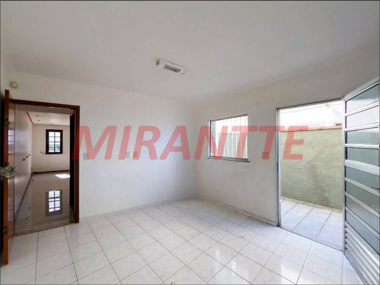 Sobrado de 125m² com 3 quartos em Jardim Virginia Bianca