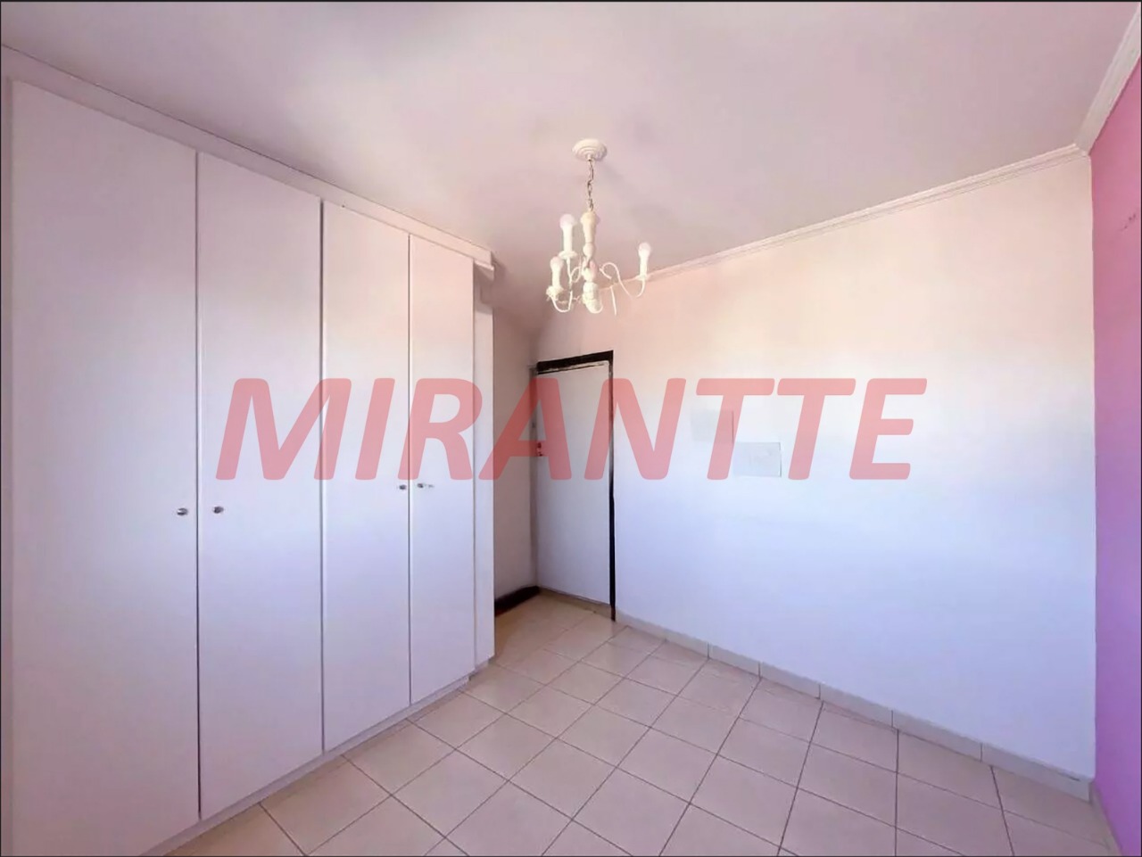 Sobrado de 125m² com 3 quartos em Jardim Virginia Bianca