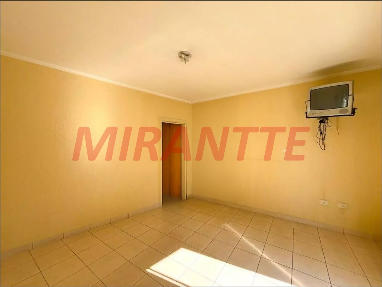 Sobrado de 125m² com 3 quartos em Jardim Virginia Bianca