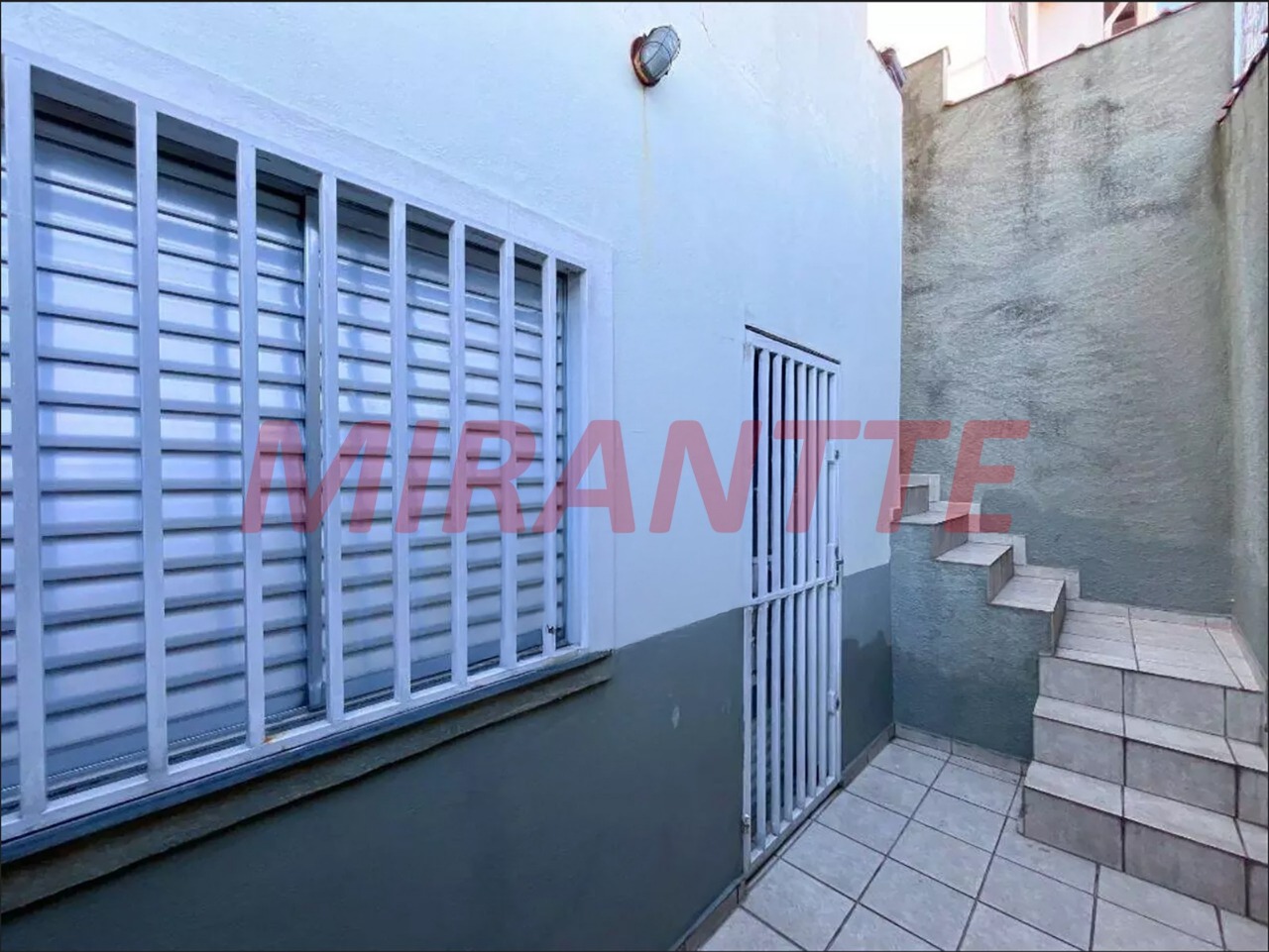 Sobrado de 125m² com 3 quartos em Jardim Virginia Bianca