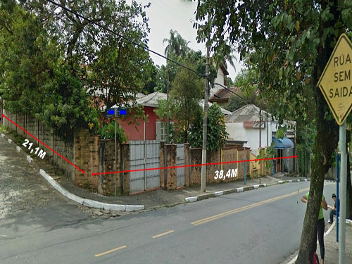 Terreno de 813m² em Tremembe