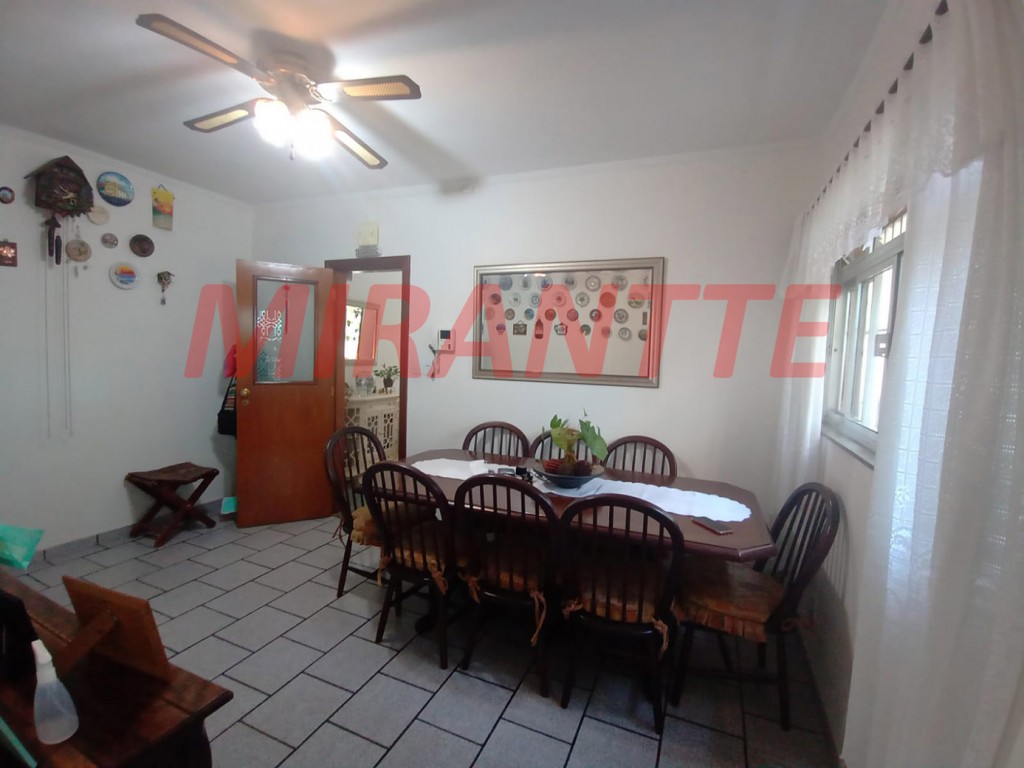 Sobrado de 205m² com 3 quartos em Vila Irmaos Arnoni