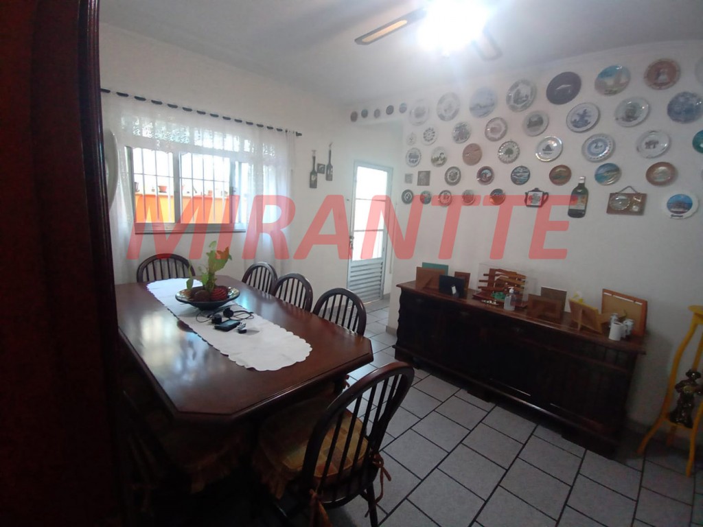 Sobrado de 205m² com 3 quartos em Vila Irmaos Arnoni