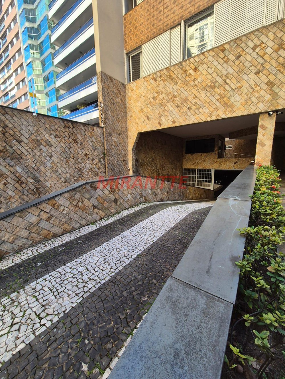 Apartamento de 160m² com 3 quartos em Santana