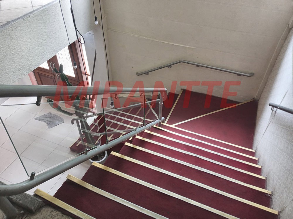 Comercial de 250m² em Horto Florestal