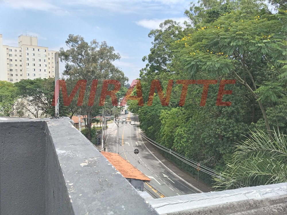 Comercial de 250m² em Horto Florestal