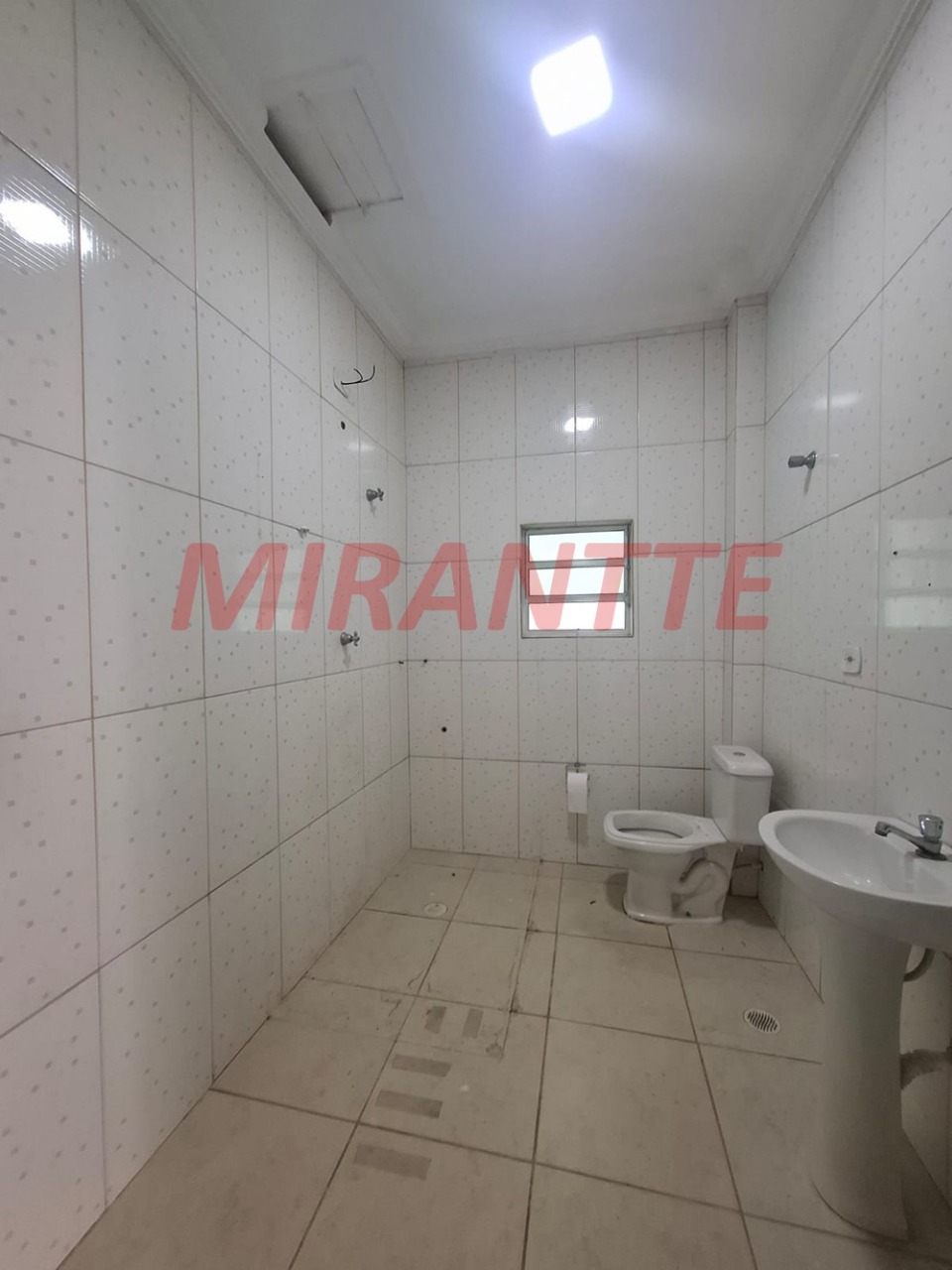 Casa terrea de 117m² com 3 quartos em Água Fria