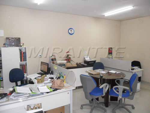 Galpao de 450m² em Água Fria