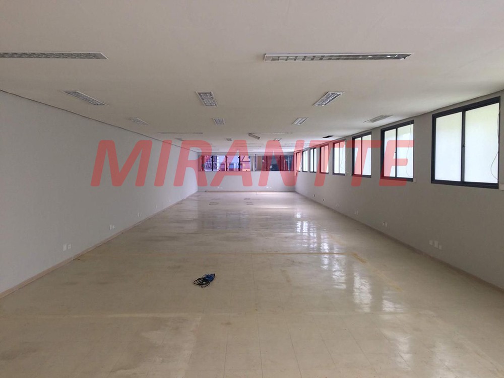Comercial de 1454m² em Santana