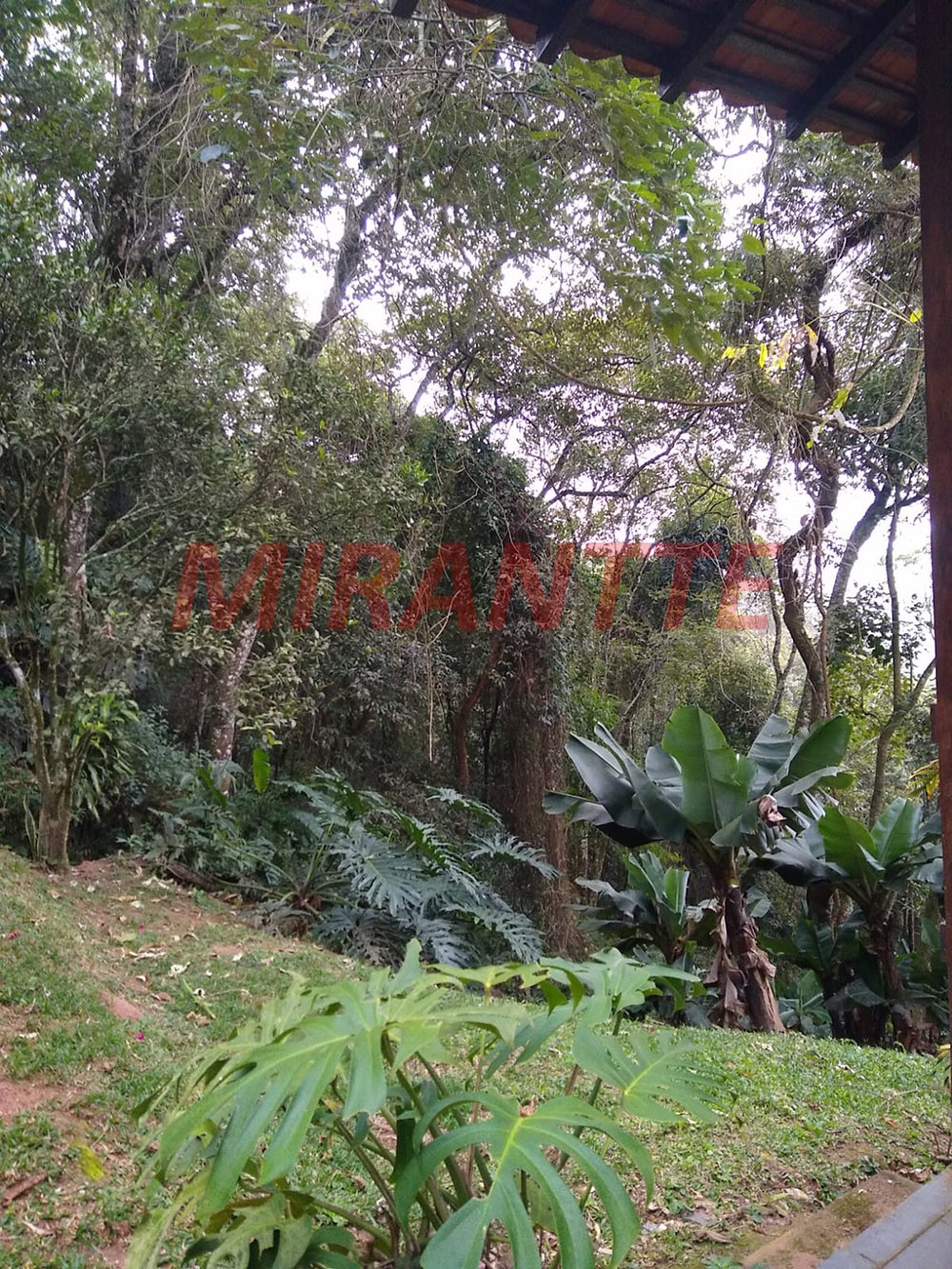 Sobrado de 425m² com 4 quartos em Serra Da Cantareira