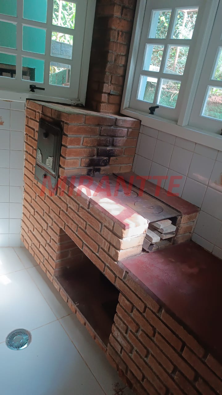 Sobrado de 425m² com 4 quartos em Serra Da Cantareira