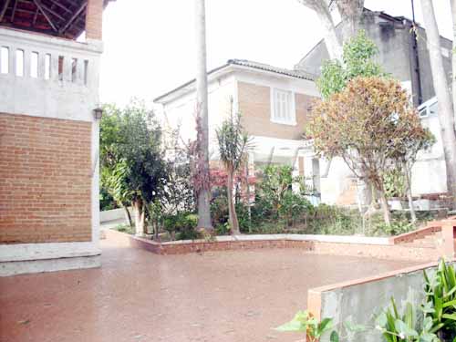 Terreno de 1246m² em Jardim Floresta