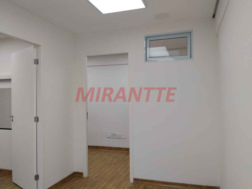 Comercial de 42m² em Santana