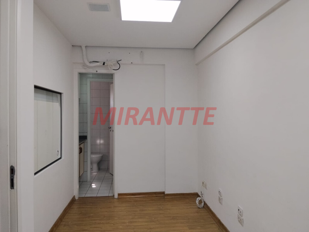 Comercial de 42m² em Santana