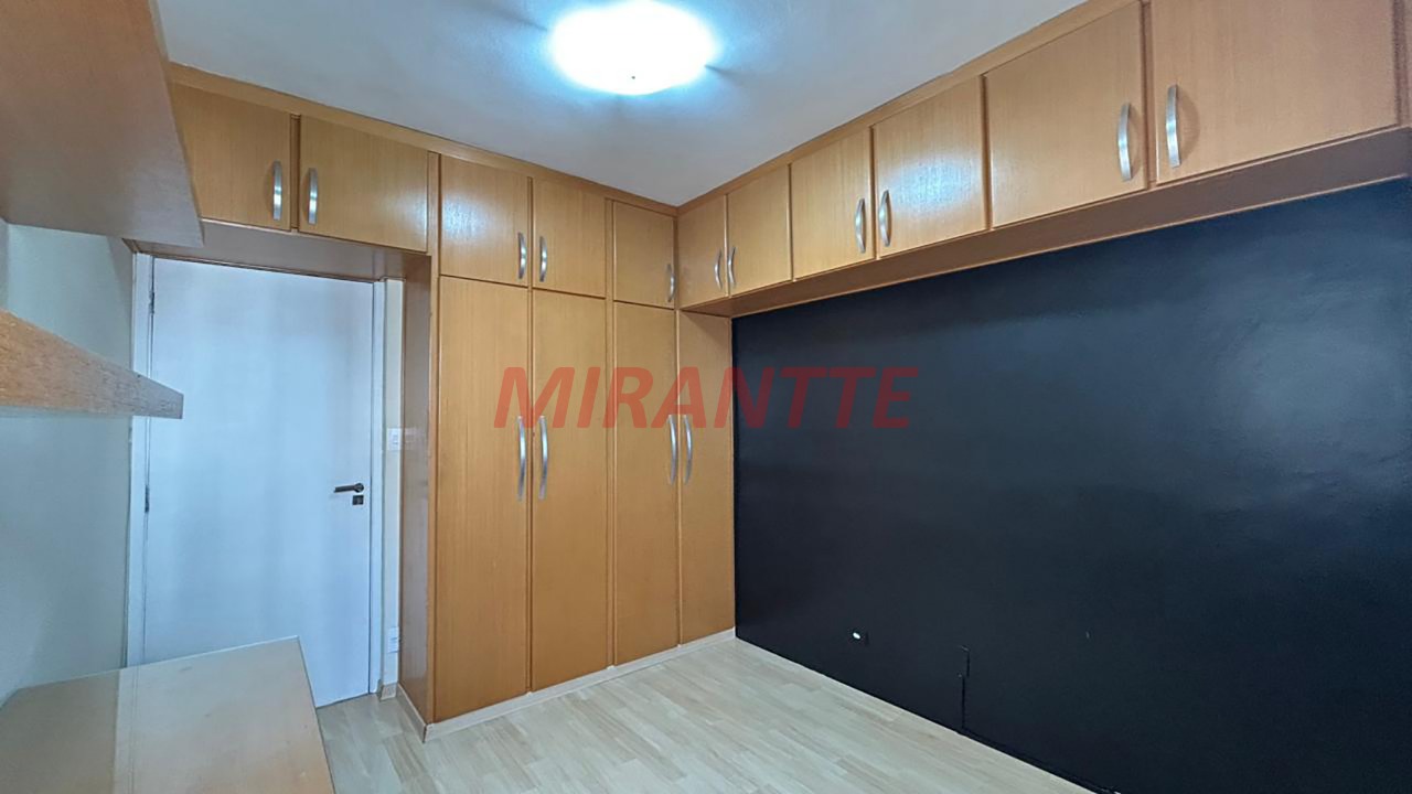 Apartamento de 73m² com 3 quartos em Santana