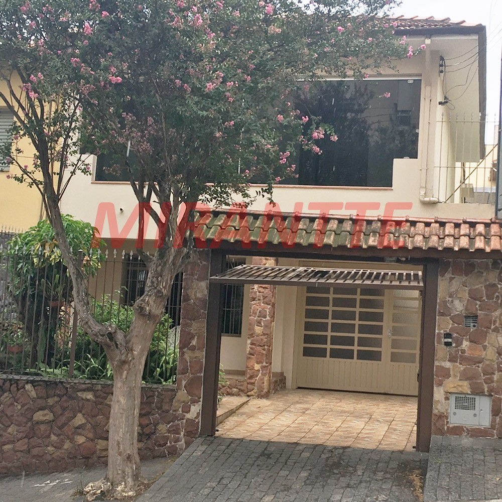 Sobrado de 190m² com 3 quartos em Santana