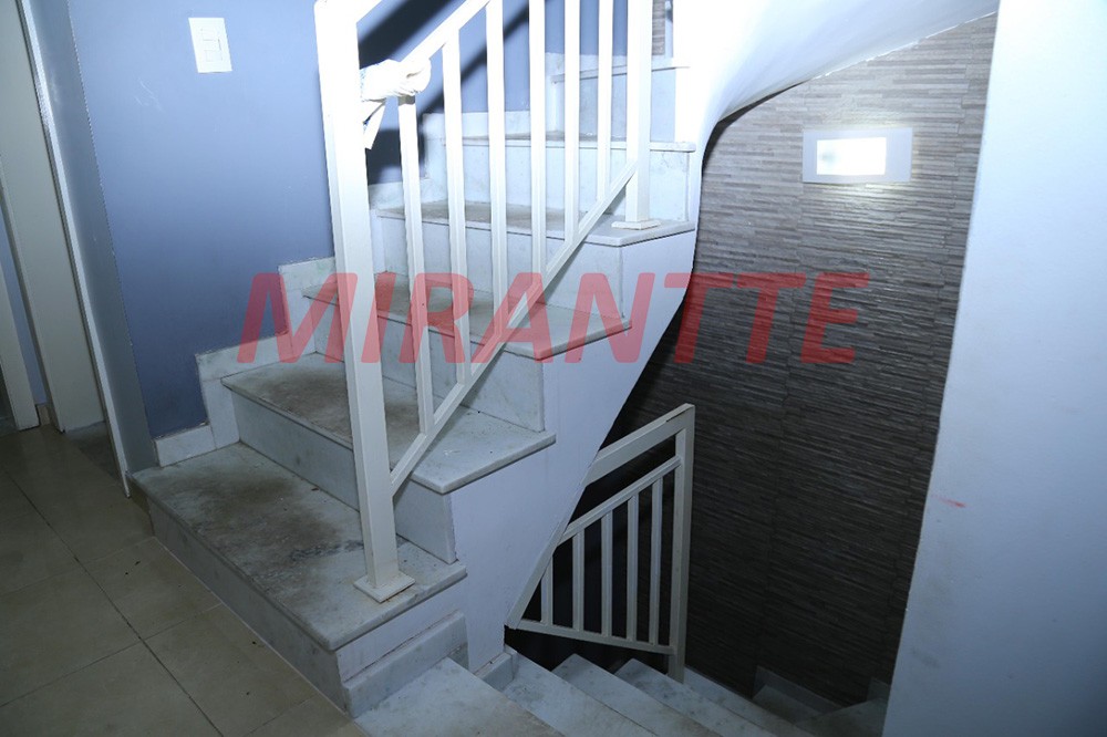 Sobrado de 184.84m² com 3 quartos em Parque Peruche