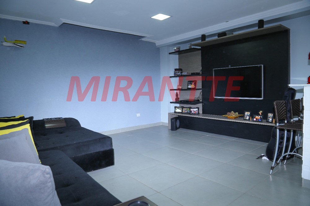 Sobrado de 184.84m² com 3 quartos em Parque Peruche