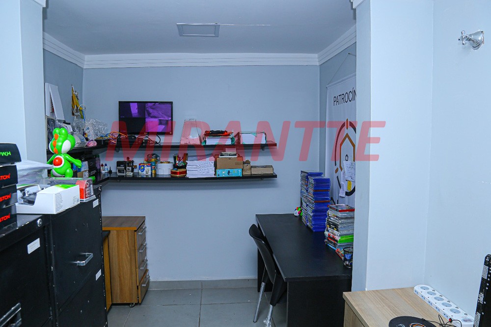 Sobrado de 184.84m² com 3 quartos em Parque Peruche