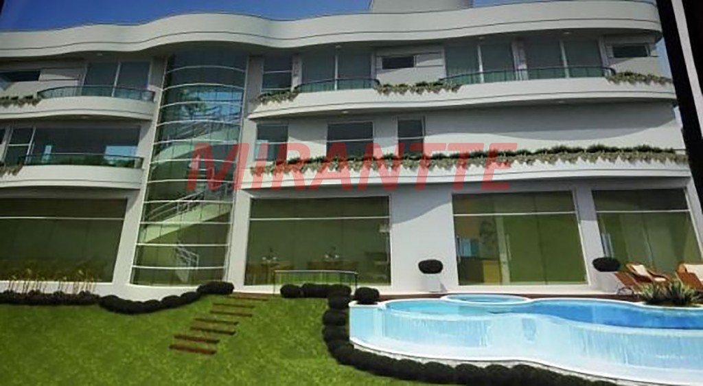 Terreno de 1080m² em Serra da Cantareira