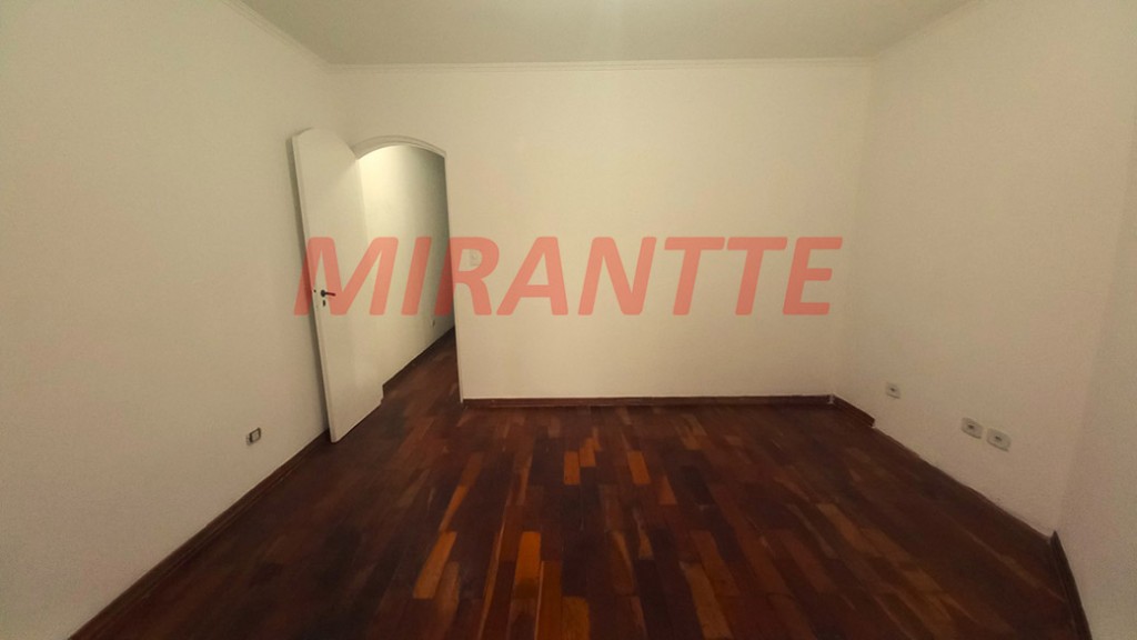 Sobrado de 128m² com 3 quartos em Jardim Tremembé