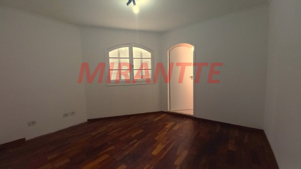 Sobrado de 128m² com 3 quartos em Jardim Tremembé